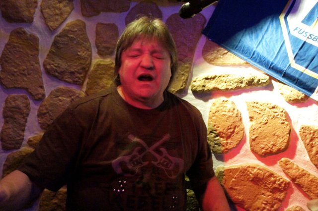 Hombres Live