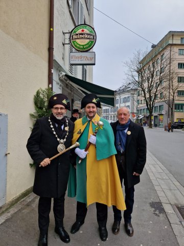 Apéro vor dem Bärtelisessen