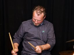 2025 &raquo; The Electric Landlady (25.4.25)