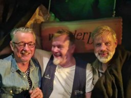 2025 &raquo; The Vicenzos live (16.5.25)